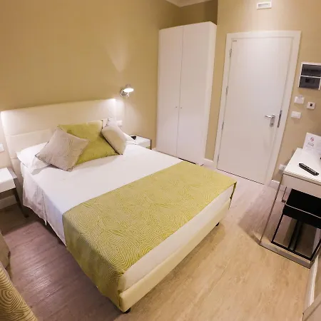 Hotel Universal 3*